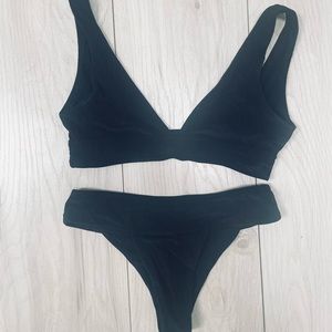 Bali bikini - WANDERLUST  size Small top and bottom